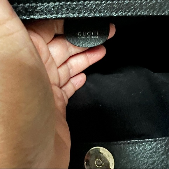 Gucci Large Leather Attache’ Laptop Tote Sleek Design w/ Metal Ring Handles. - Picture 4 of 15